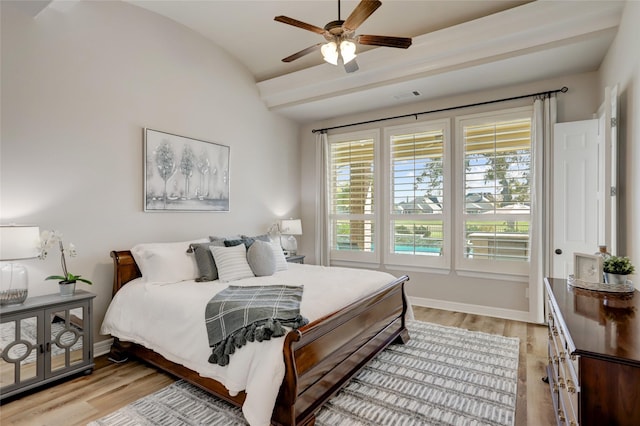 bedroom featuring light hardwood / wood-style floors and ceiling fan