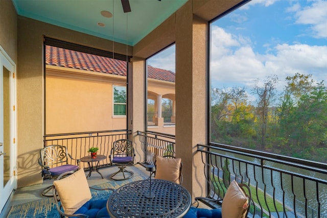 balcony with ceiling fan