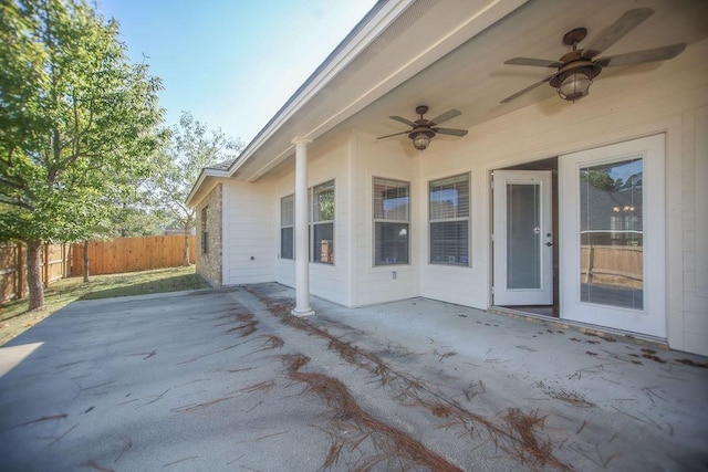 view of patio with ceiling fan