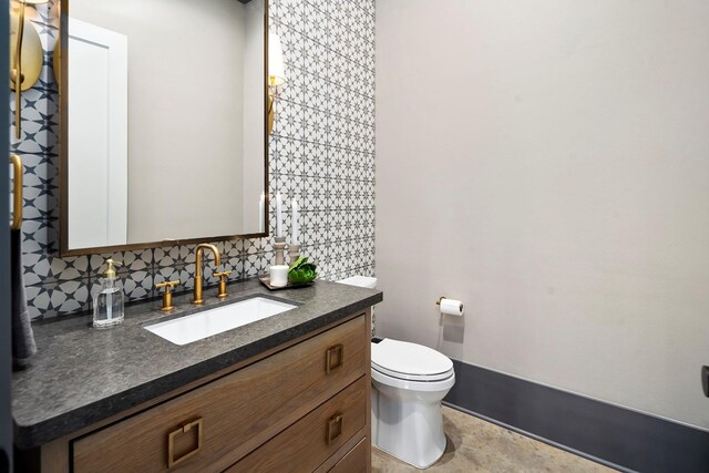 7010 Bowie Ct, Montgomery, TX 77316 - bathroom with vanity and decorative backsplash