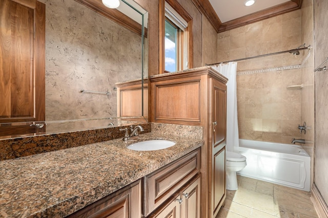 1245 Lagoon Dr, Crystal Beach, TX 77650 - full bathroom featuring shower / tub combo, vanity, toilet, and crown molding
