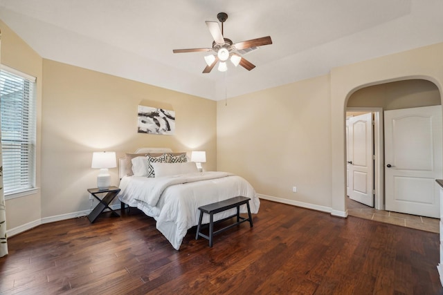 bedroom featuring dark hardwood / wood-style floors and ceiling fan