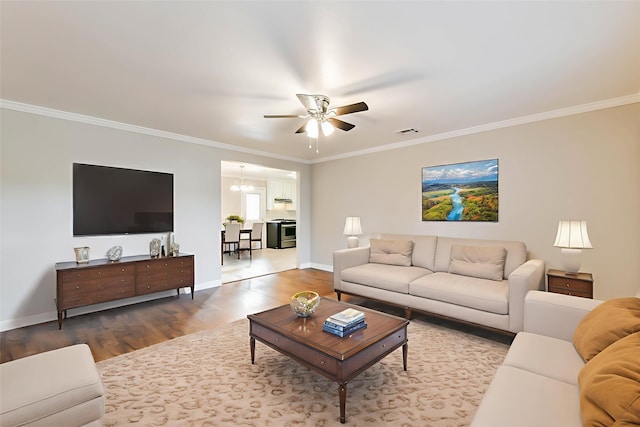 2707 Stadium Dr, Alvin, TX 77511 - photo 7