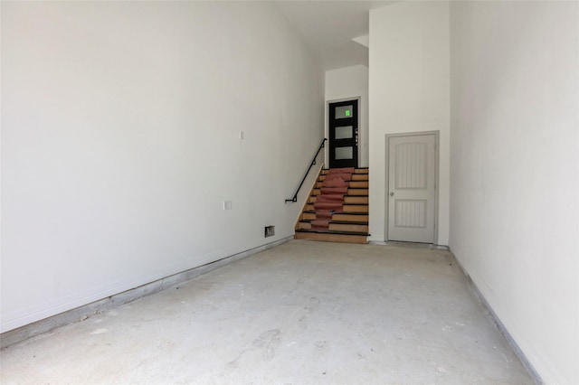 interior space featuring concrete flooring