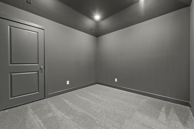 unfurnished room with carpet floors