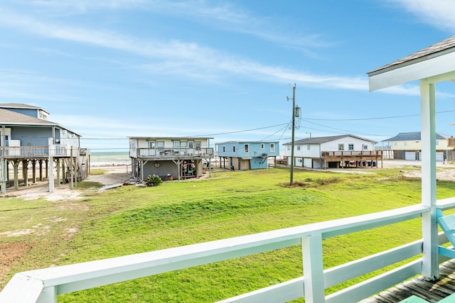 view of yard featuring a water view