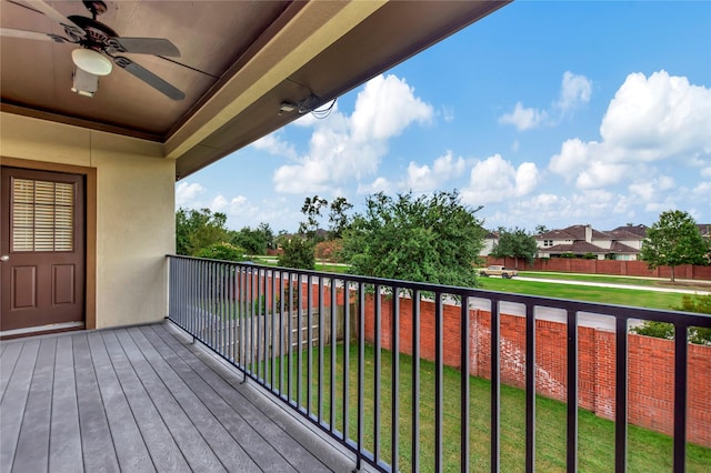 balcony with ceiling fan