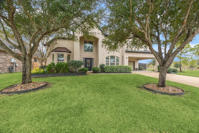 view of front of property with a front lawn