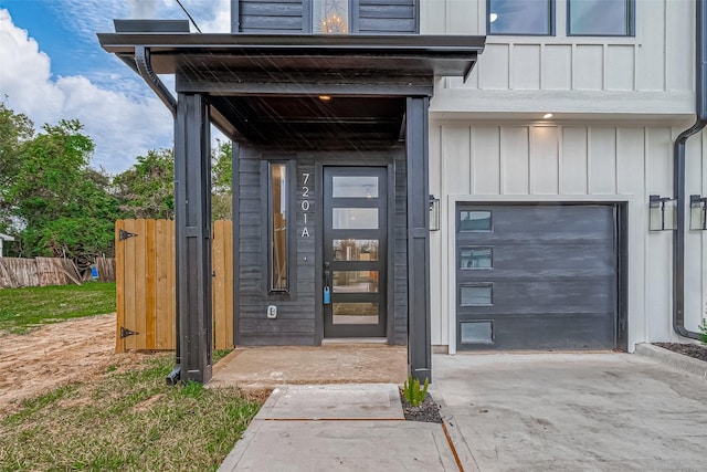 view of property entrance