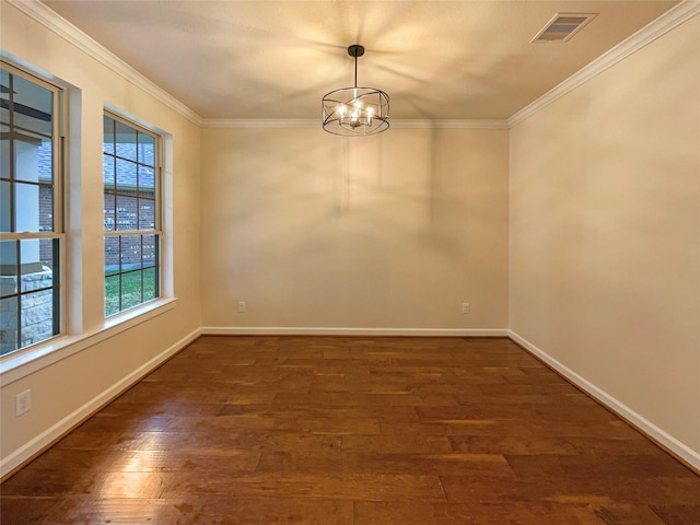 empty room with crown molding, dark wood-type flooring, and a chandelier