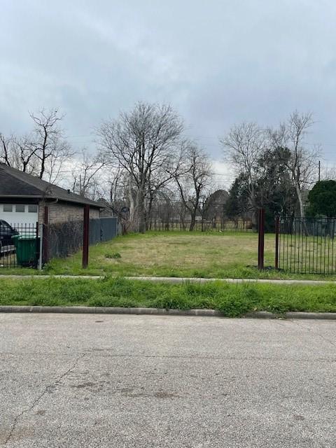 9727 Springbrook Dr, Houston TX, 77041 land for sale