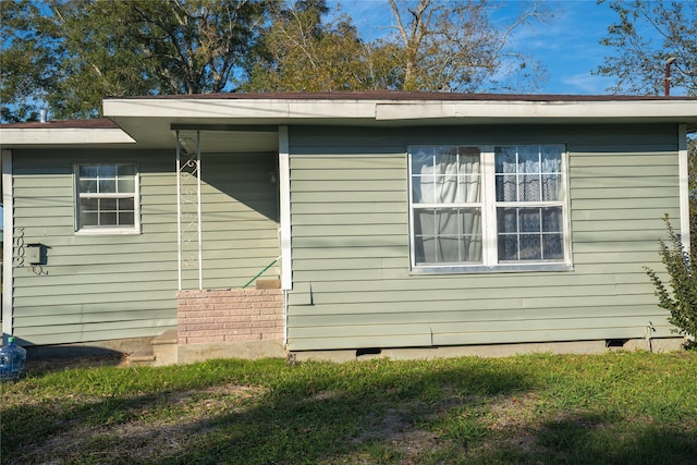 view of side of home