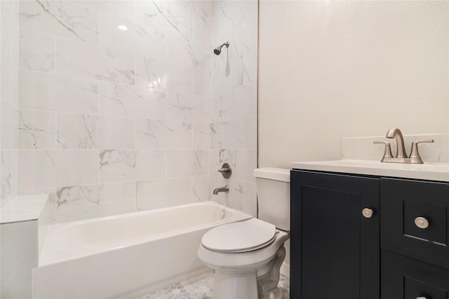 full bathroom with vanity, toilet, and tiled shower / bath