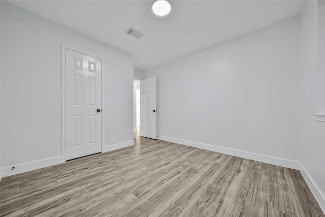 unfurnished bedroom featuring light hardwood / wood-style flooring