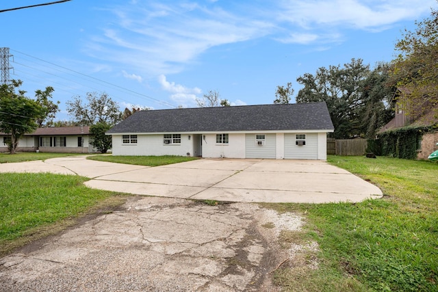 ranch-style house with a front yard