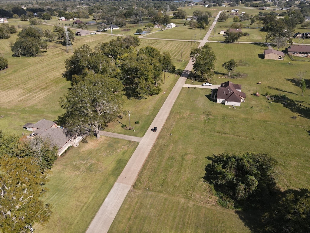 381 Pony Trl, Angleton, TX 77515