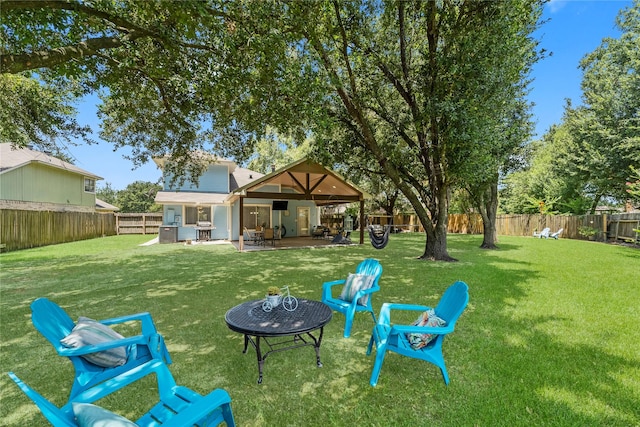 view of yard with a patio area