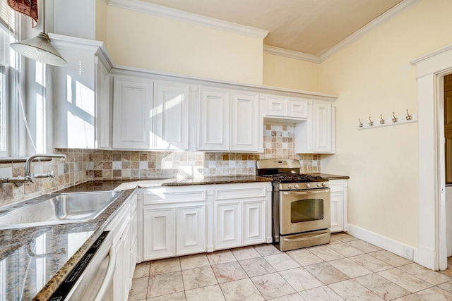 kitchen with tasteful backsplash, ornamental molding, stainless steel appliances, sink, and white cabinetry