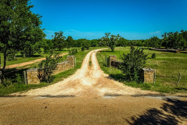 330 N Nassau Rd, Round Top, TX 78954