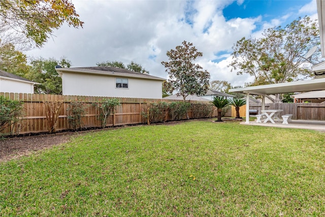 view of yard with a patio area