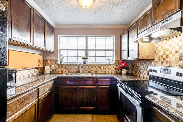 kitchen with sink, tasteful backsplash, a textured ceiling, stainless steel electric stove, and light tile patterned flooring