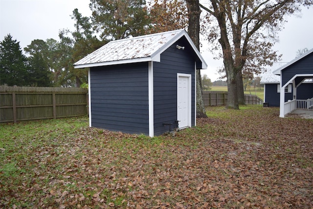 view of outbuilding