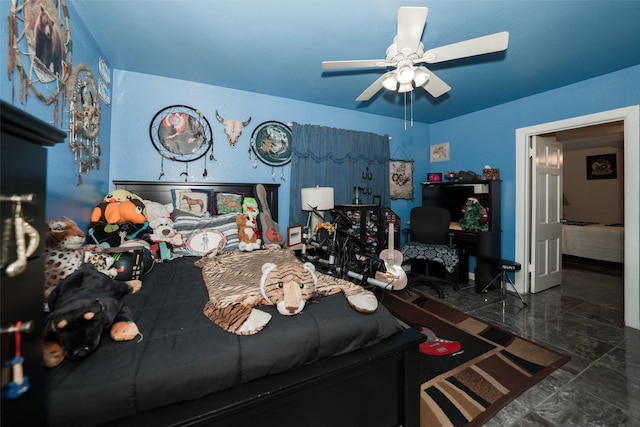 bedroom featuring ceiling fan