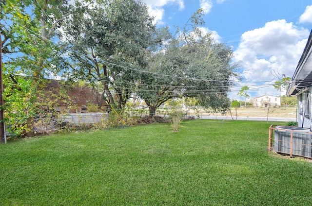 view of yard featuring cooling unit