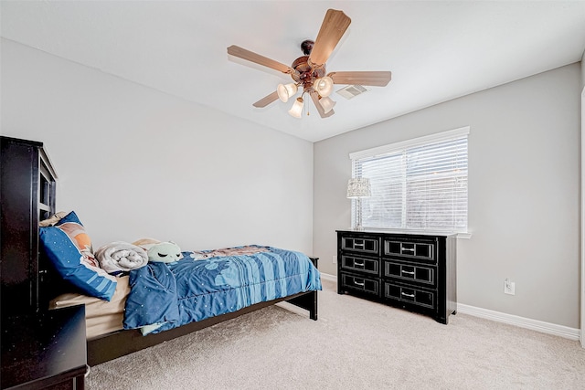 bedroom with carpet flooring and ceiling fan