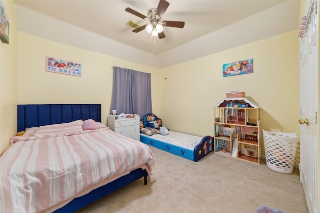 bedroom featuring carpet and ceiling fan