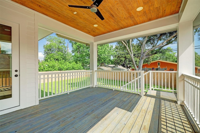 deck with ceiling fan