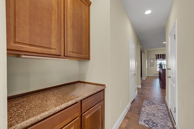 11411 Kings Point Blvd, Mont Belvieu, TX 77535 - hall featuring recessed lighting and baseboards