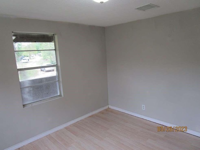 empty room featuring light hardwood / wood-style flooring