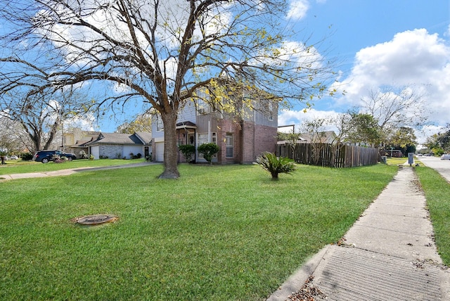 view of front of property with a front yard