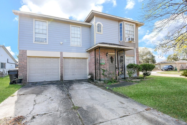 view of front of home featuring cooling unit, a garage, and a front yard