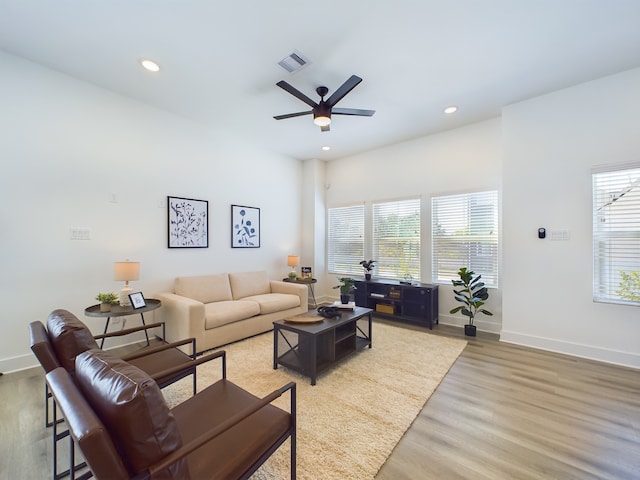 8321 Springwood Creek Ln, Houston, TX 77055 - living area with light wood-type flooring, a ceiling fan, baseboards, and recessed lighting