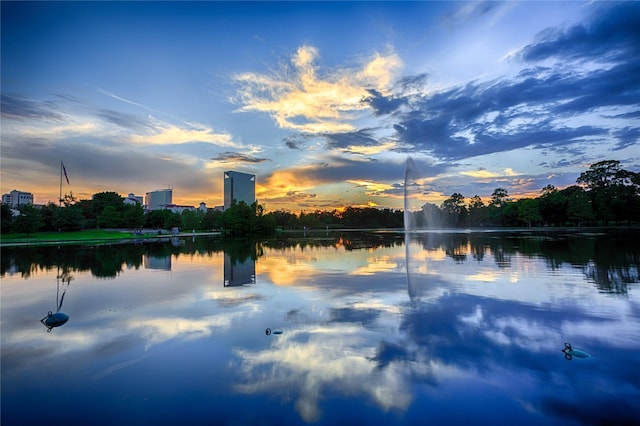 8321 Springwood Creek Ln, Houston, TX 77055 - water view
