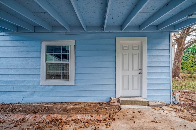 view of property entrance