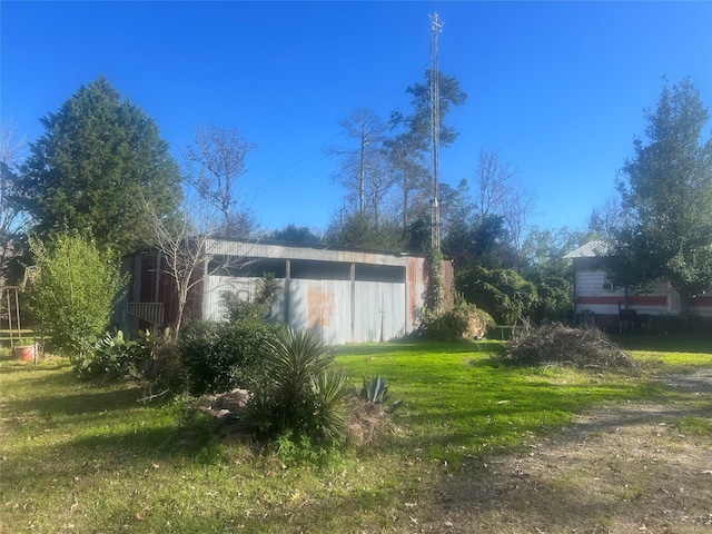 exterior space with an outbuilding