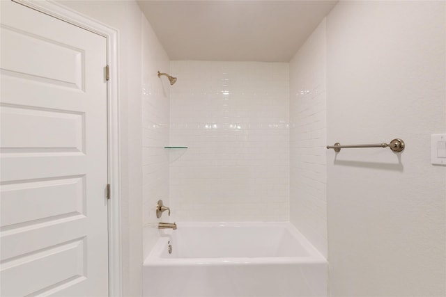19818 Paros Island Dr, Hockley, TX 77447 - full bathroom featuring shower / bathtub combination