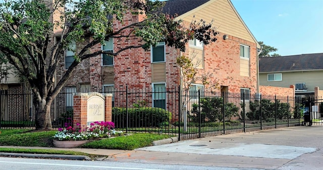 view of building exterior