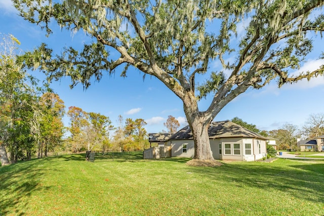 14 Augusta Ln, West Columbia, TX 77486 - view of grassy yard