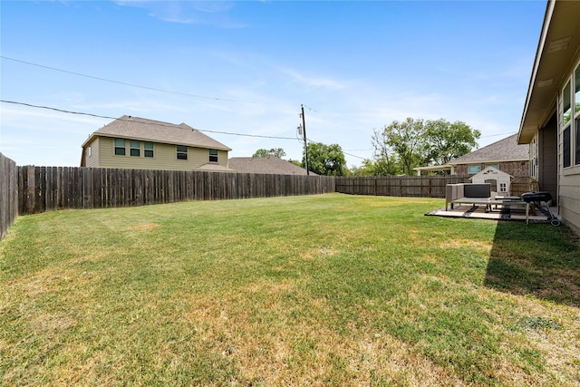 view of yard with a patio area