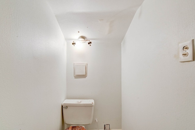 bathroom featuring toilet