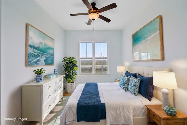 bedroom featuring ceiling fan