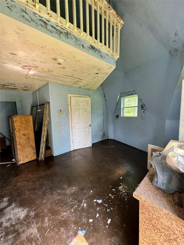 362 Ole Long Pull Rd, Livingston, TX 77351 - additional living space with concrete floors