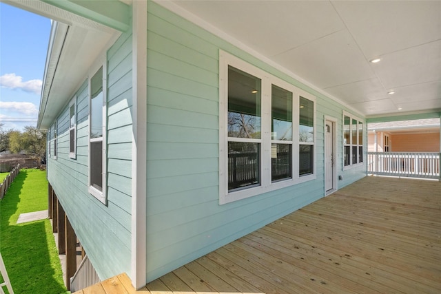 347 Bay Oaks St, La Porte, TX 77571 - view of deck