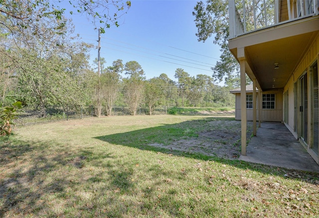 view of yard with a patio area