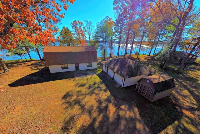 exterior space with an outbuilding