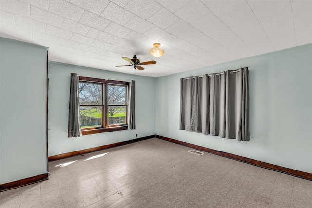 empty room with ceiling fan